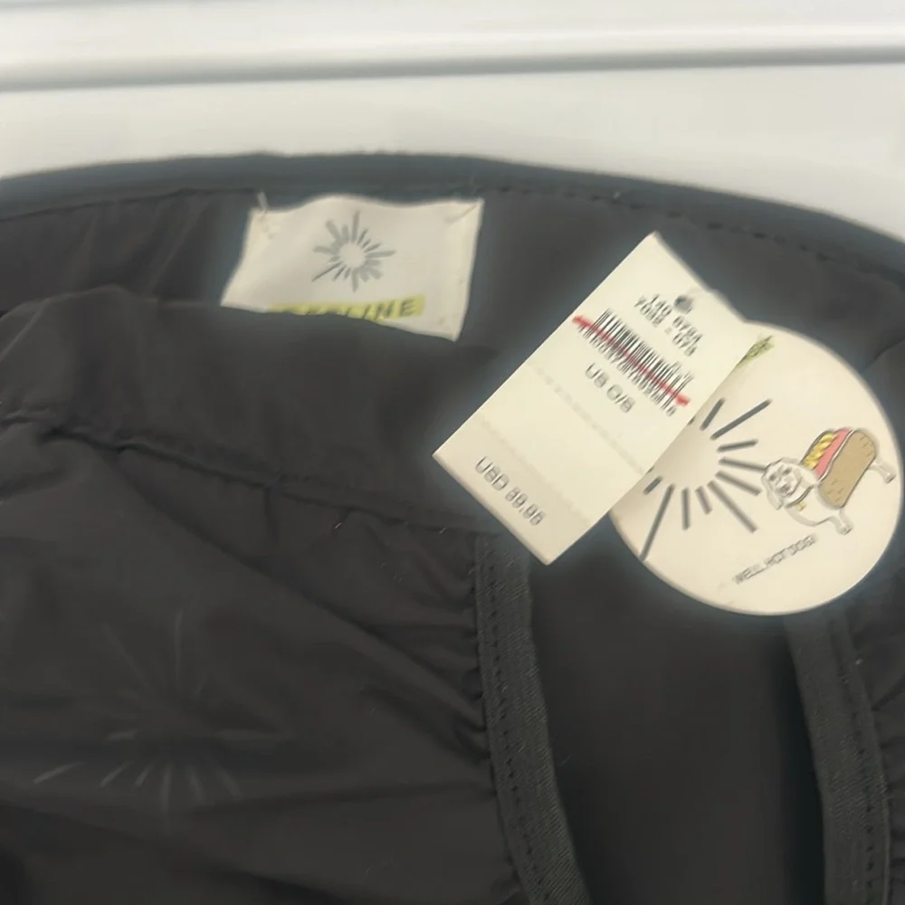Aerie offline Offleash dog carrier backpack in black one size new with tags
